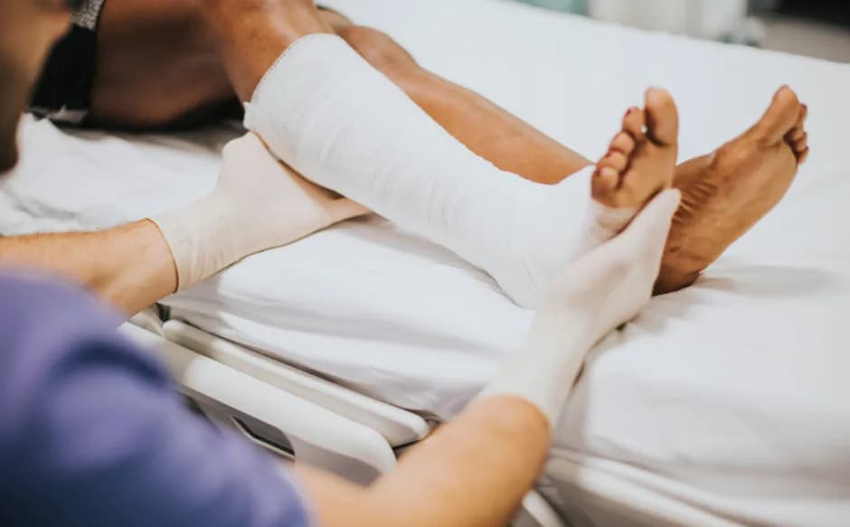  Fracture Treatment in Chennai: 7 Signs Your Broken Bone Needs Immediate Medical Care